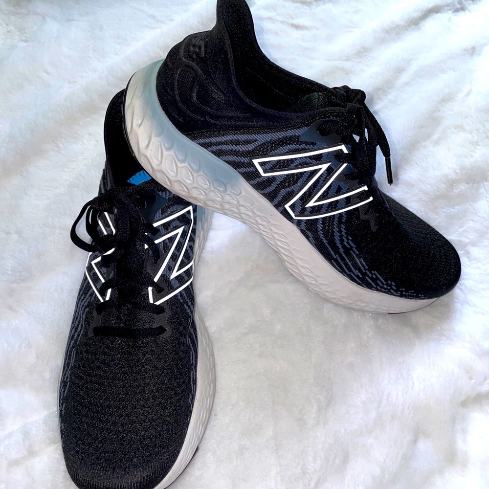 New Balance Fresh Foam 1080 V11 Running Shoes 9.5